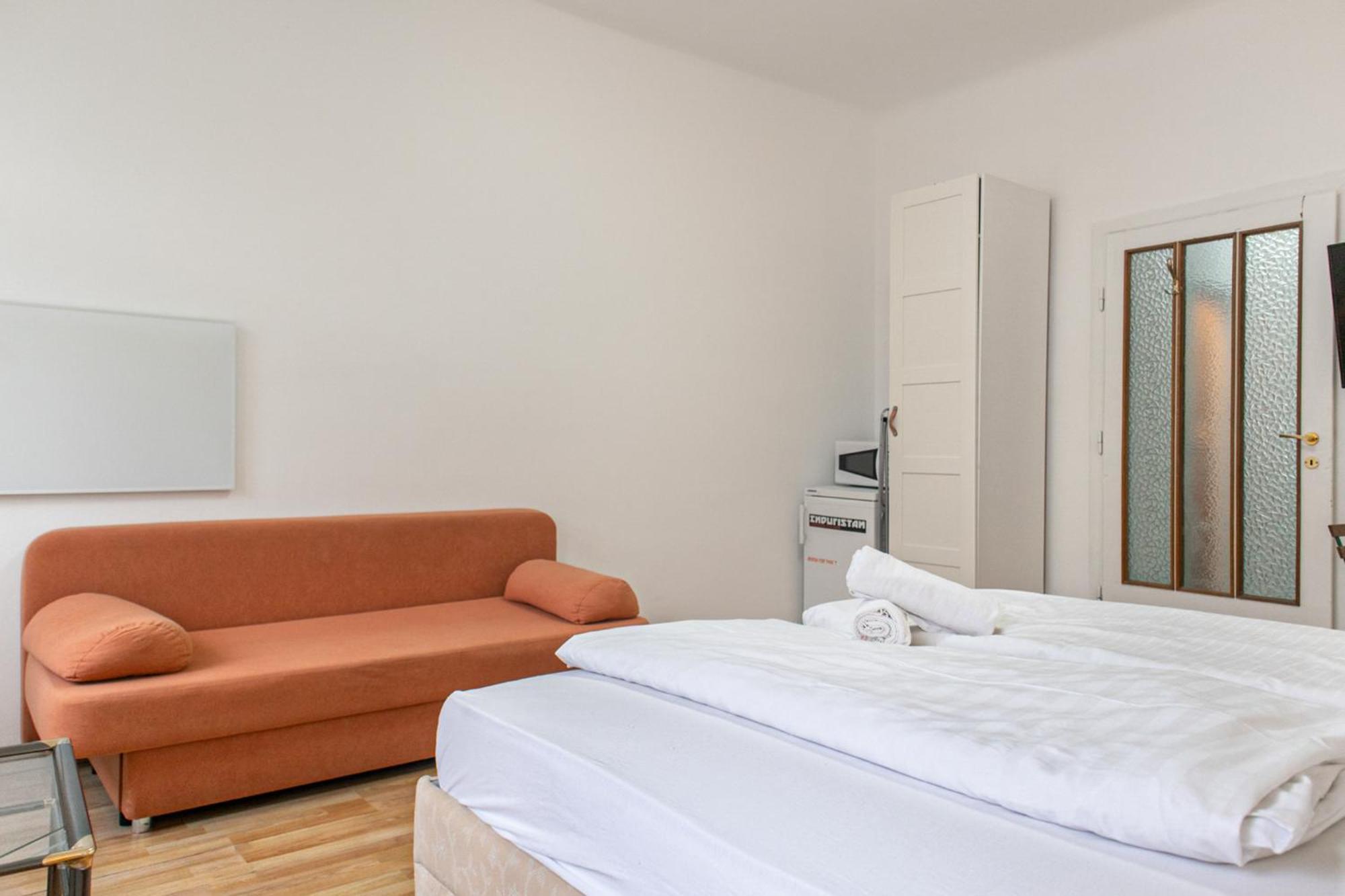Budget City Stay - Near Wiener Stadthalle Ideal For Longstays Eksteriør bilde